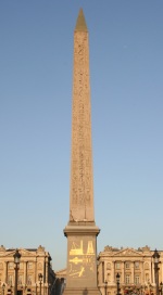 Луксорский обелиск на Площади Согласия